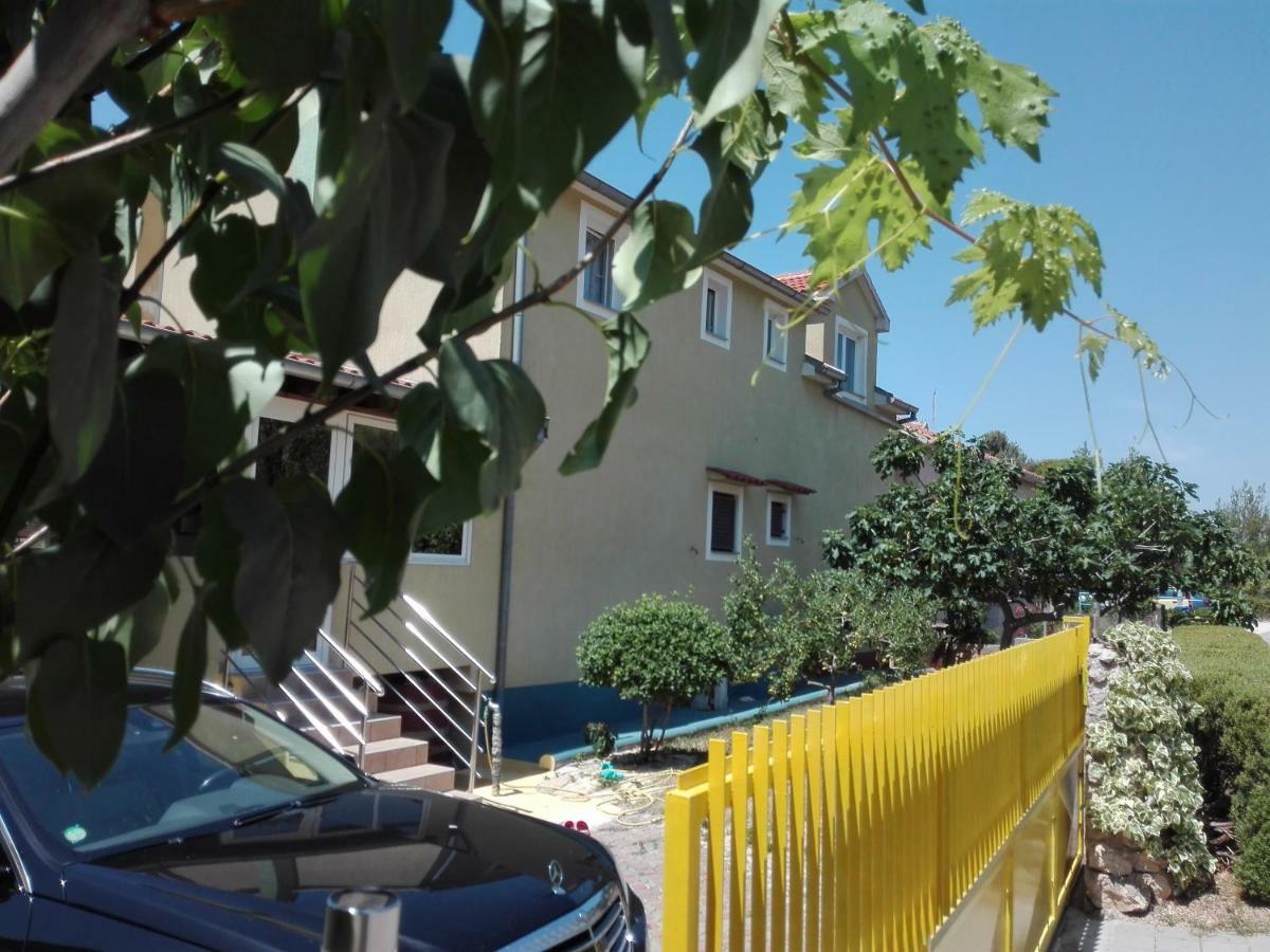 Apartments Jadranska Biograd Na Moru Exterior foto